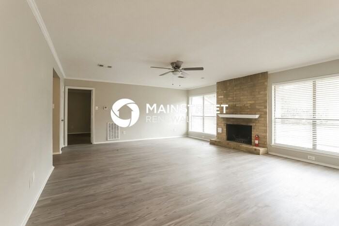 1335 Westgreen Blvd - Photo 4 of 17