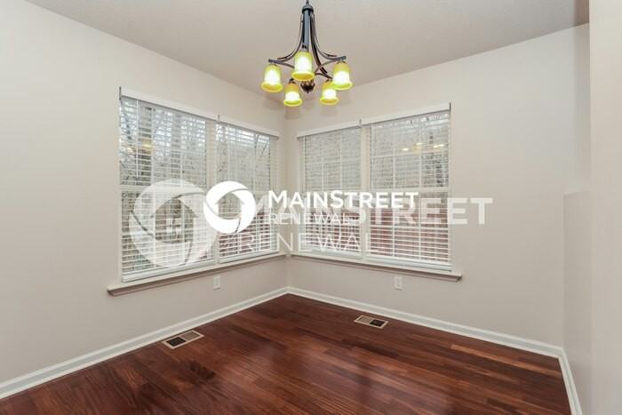 7444 Penngrove Ln - Photo 7 of 17