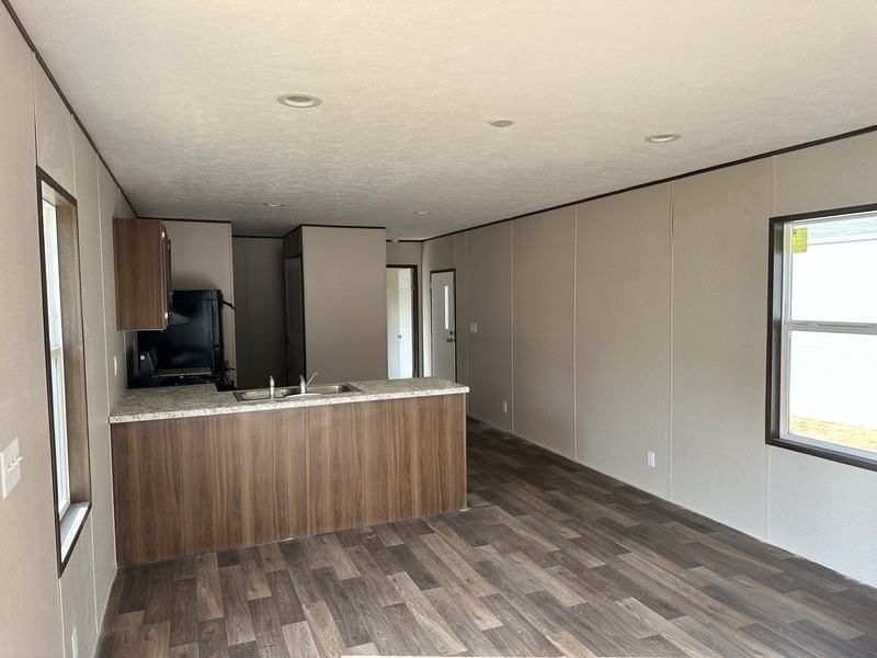 3525 E Elizabethtown Rd - Photo 3 of 4