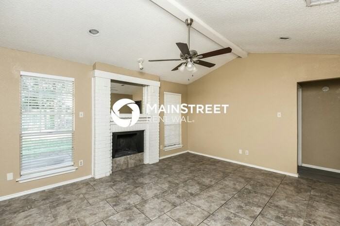 4626 Platte Dr - Photo 3 of 16