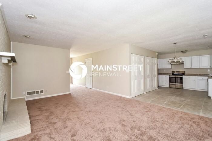 5005 Winding Spring Cir - Photo 4 of 16