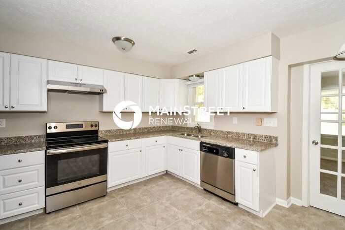 5005 Winding Spring Cir - Photo 5 of 16