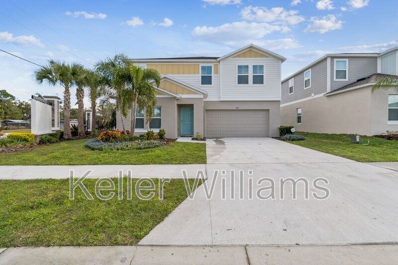 601 Ambleside Dr - Photo 2 of 35