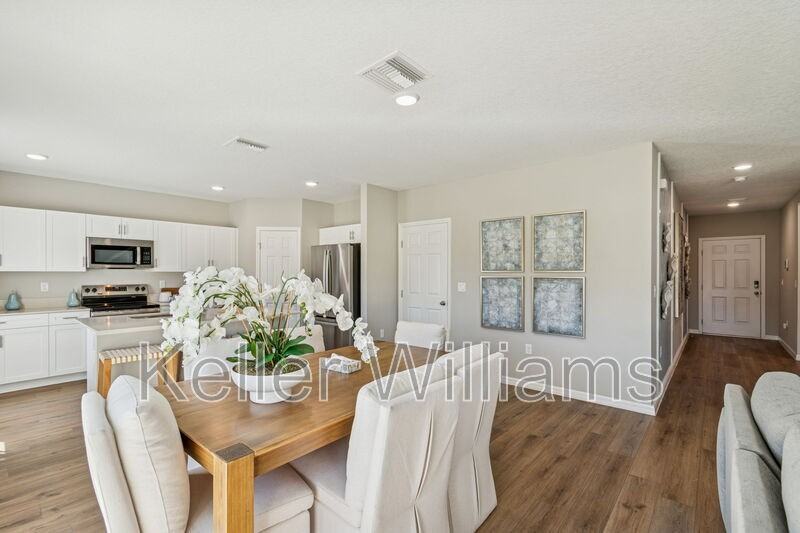 601 Ambleside Dr - Photo 7 of 35