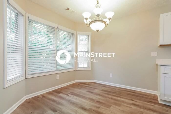 11890 Harbour Town Pkwy - Photo 6 of 17