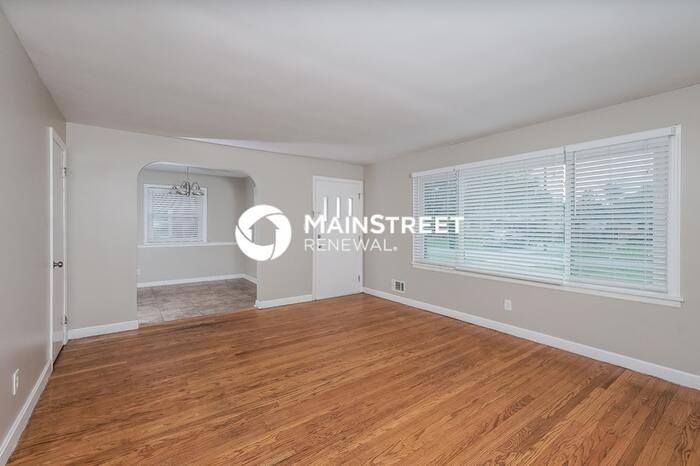 3231 Rosewedge Way - Photo 5 of 16