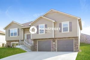 featured image of 1303 Nw High View Dr