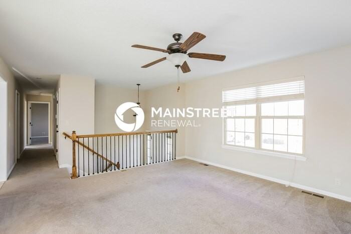 1303 Nw High View Dr - Photo 4 of 17