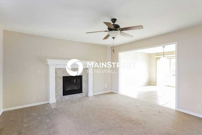 1303 Nw High View Dr - Photo 5 of 17