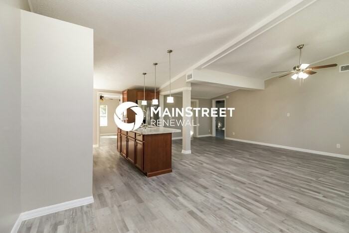 1120 Errol Place Cir - Photo 5 of 16