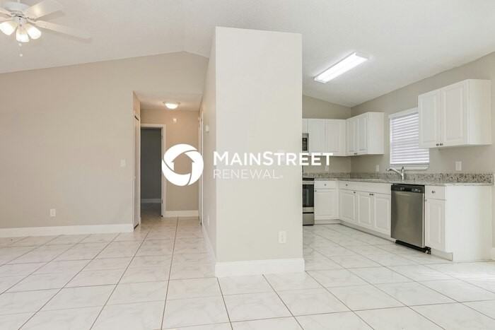 1715 Montecito Ave - Photo 4 of 15