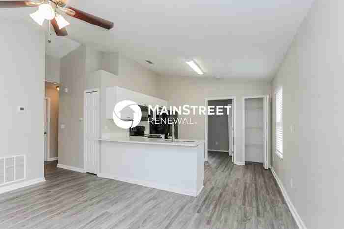 1350 33rd St S - Photo 4 of 16