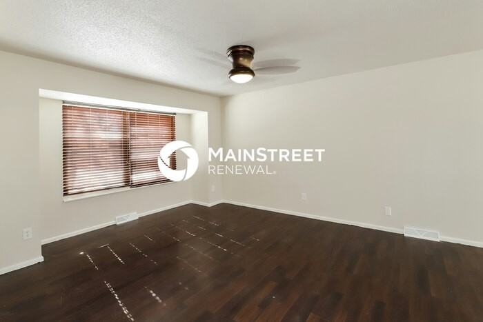 19904 E 14th St N - Photo 2 of 17