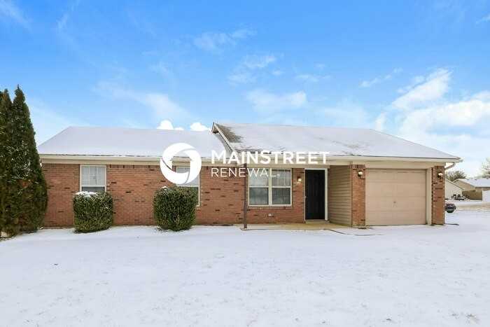 922 Pebble Creek Dr - Photo 3 of 16