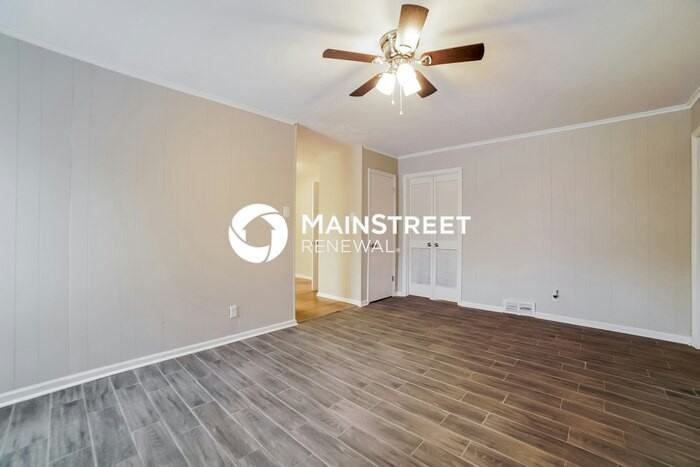 1725 Borden Dr - Photo 3 of 16