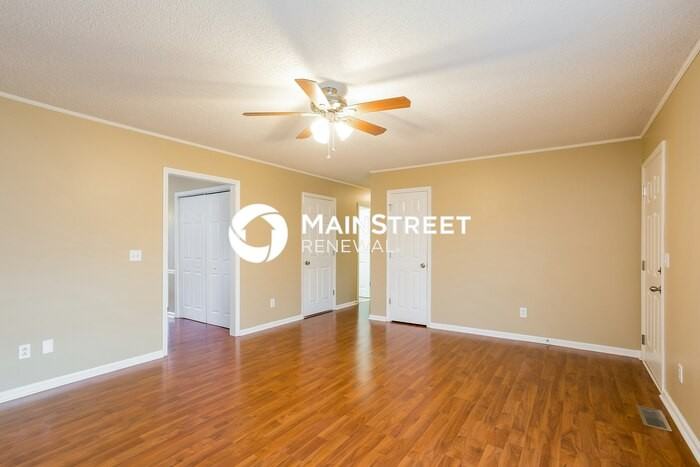 5955 Brittans Dr - Photo 3 of 15