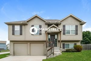 featured image of 9810 E 220th St