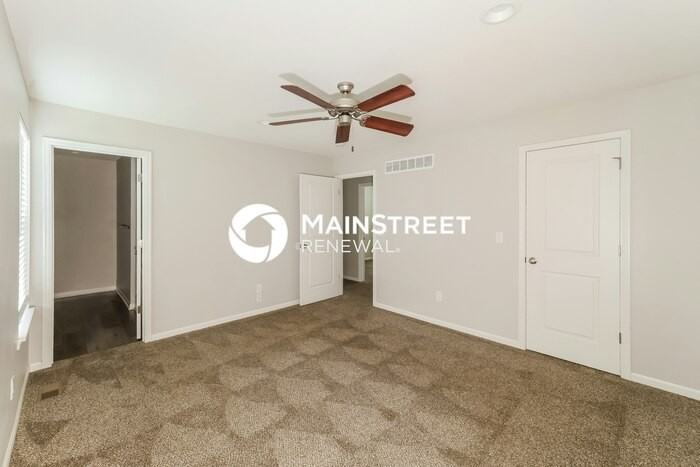 9810 E 220th St - Photo 4 of 19