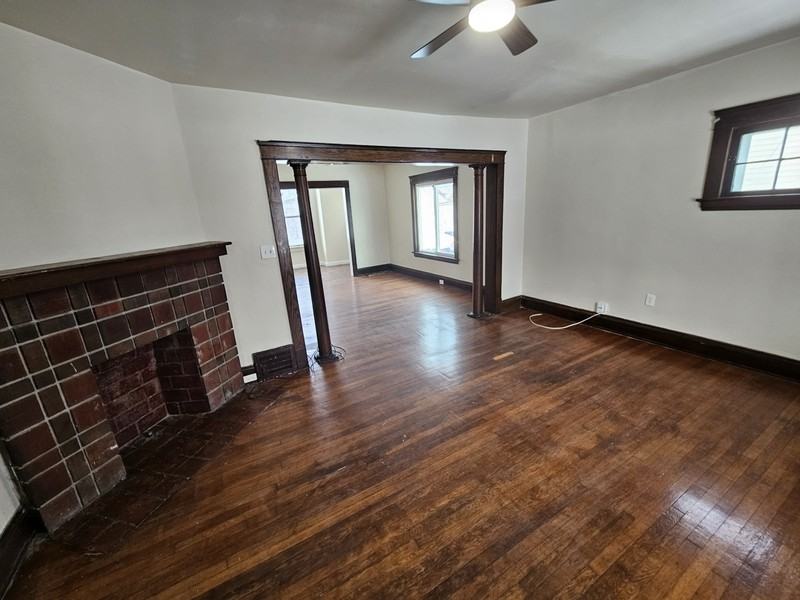 3386 E 134th St - Photo 5 of 24