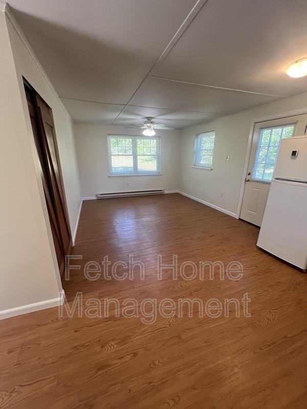 1272 Park Rd - Photo 5 of 24