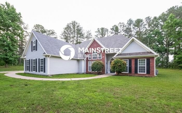 1059 Olive Dr - Photo 2 of 15