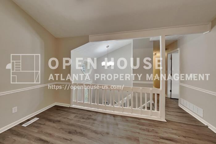 4171 Woodcrest Dr - Photo 6 of 24