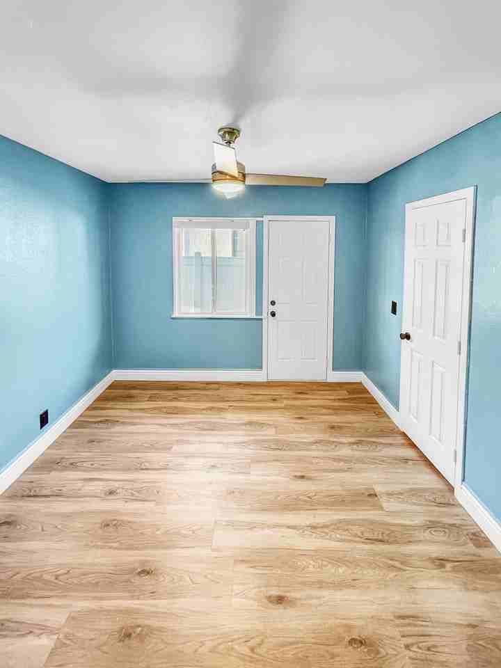 1237 W Laster Ave #NA - Photo 7 of 13