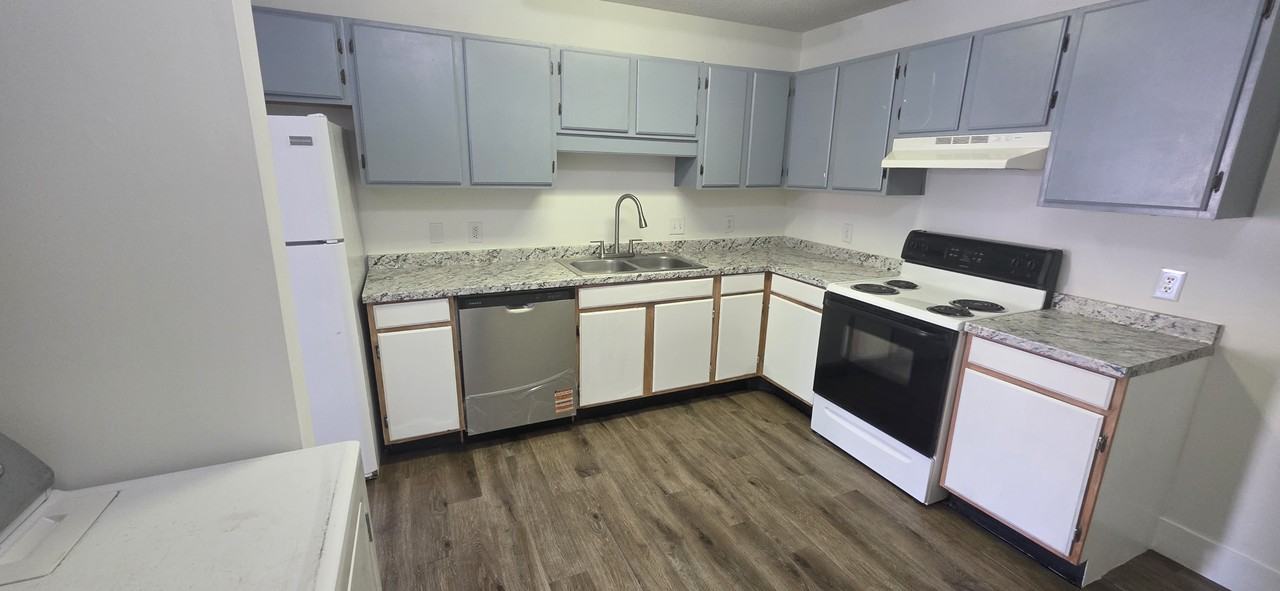 1042 Jessamine Trl #NA - Photo 5 of 12