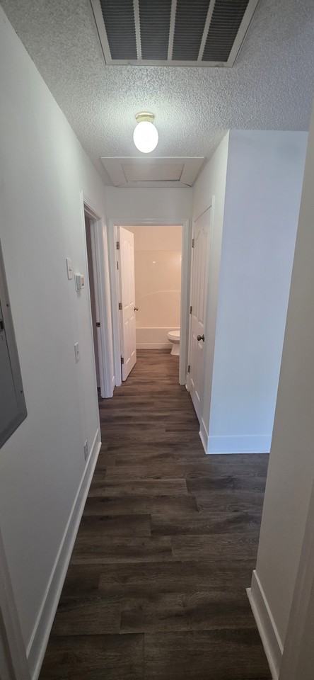 1042 Jessamine Trl #NA - Photo 7 of 12