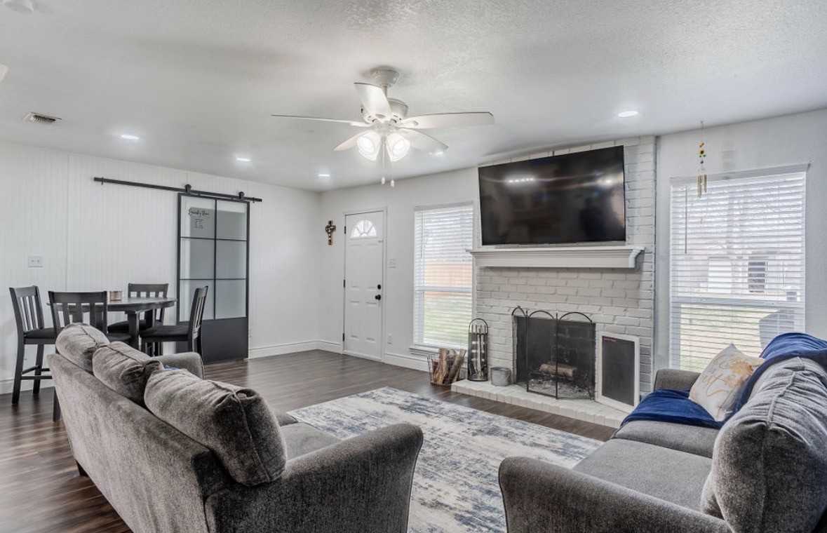 416 Oakwood St #NA - Photo 6 of 19