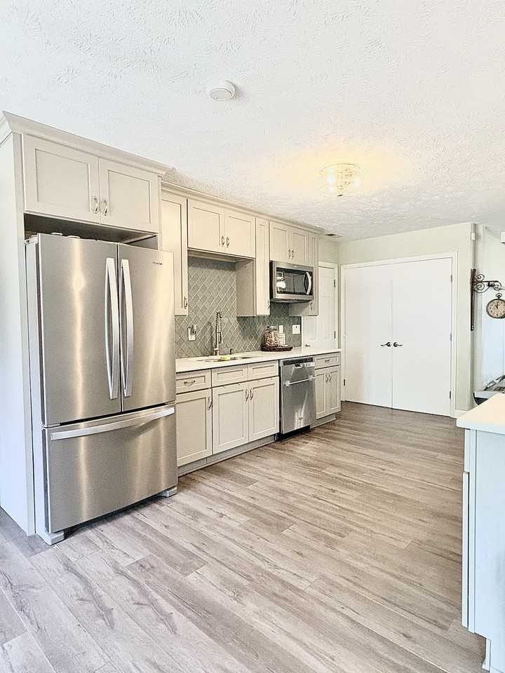 372 Woodberry Cir #NA - Photo 3 of 13