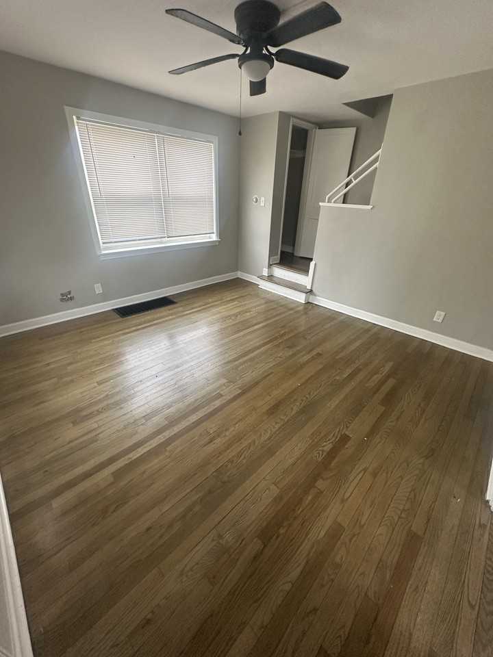 2449 169th St #2449 - Photo 4 of 7