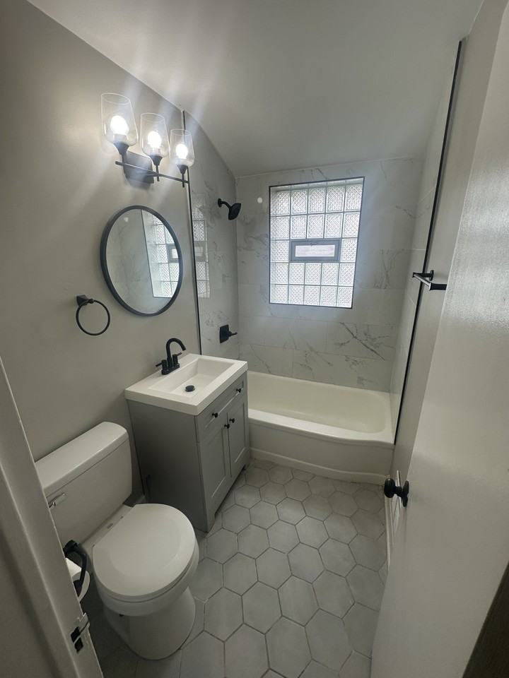 2449 169th St #2449 - Photo 7 of 7