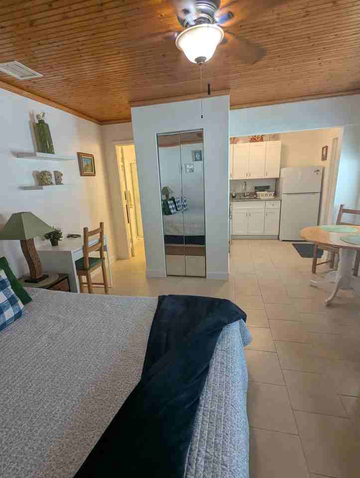 3120 57th St S Apt B #NA - Photo 3 of 4