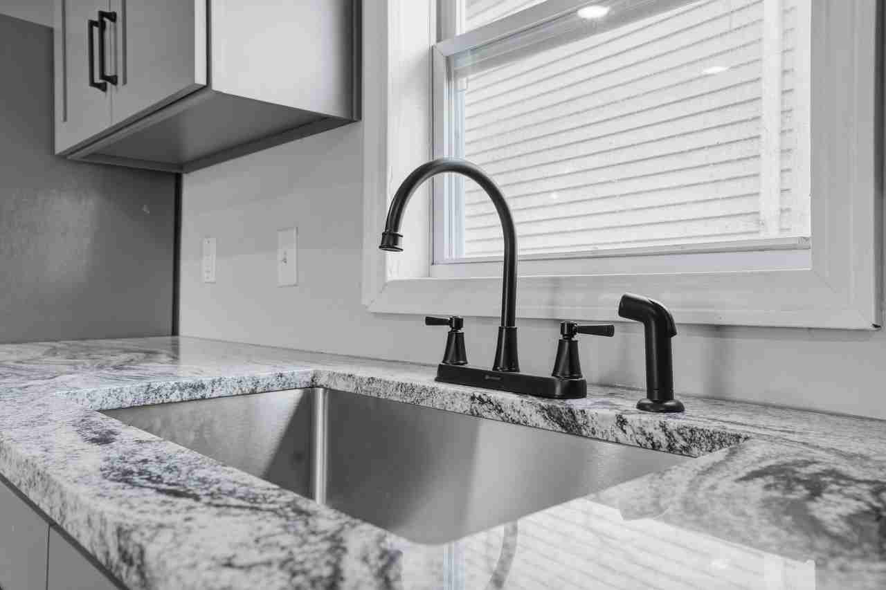 660 Public St #2 - Photo 3 of 24