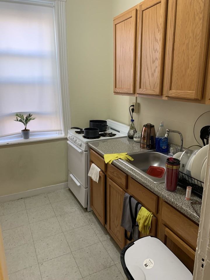 31 Gardner St #8 - Photo 5 of 10