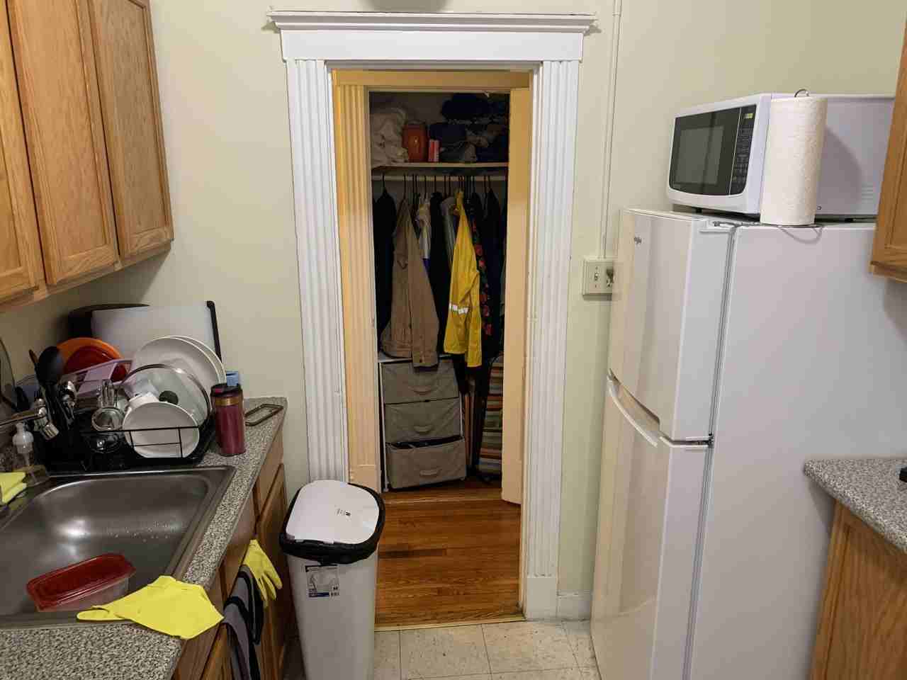 31 Gardner St #8 - Photo 6 of 10