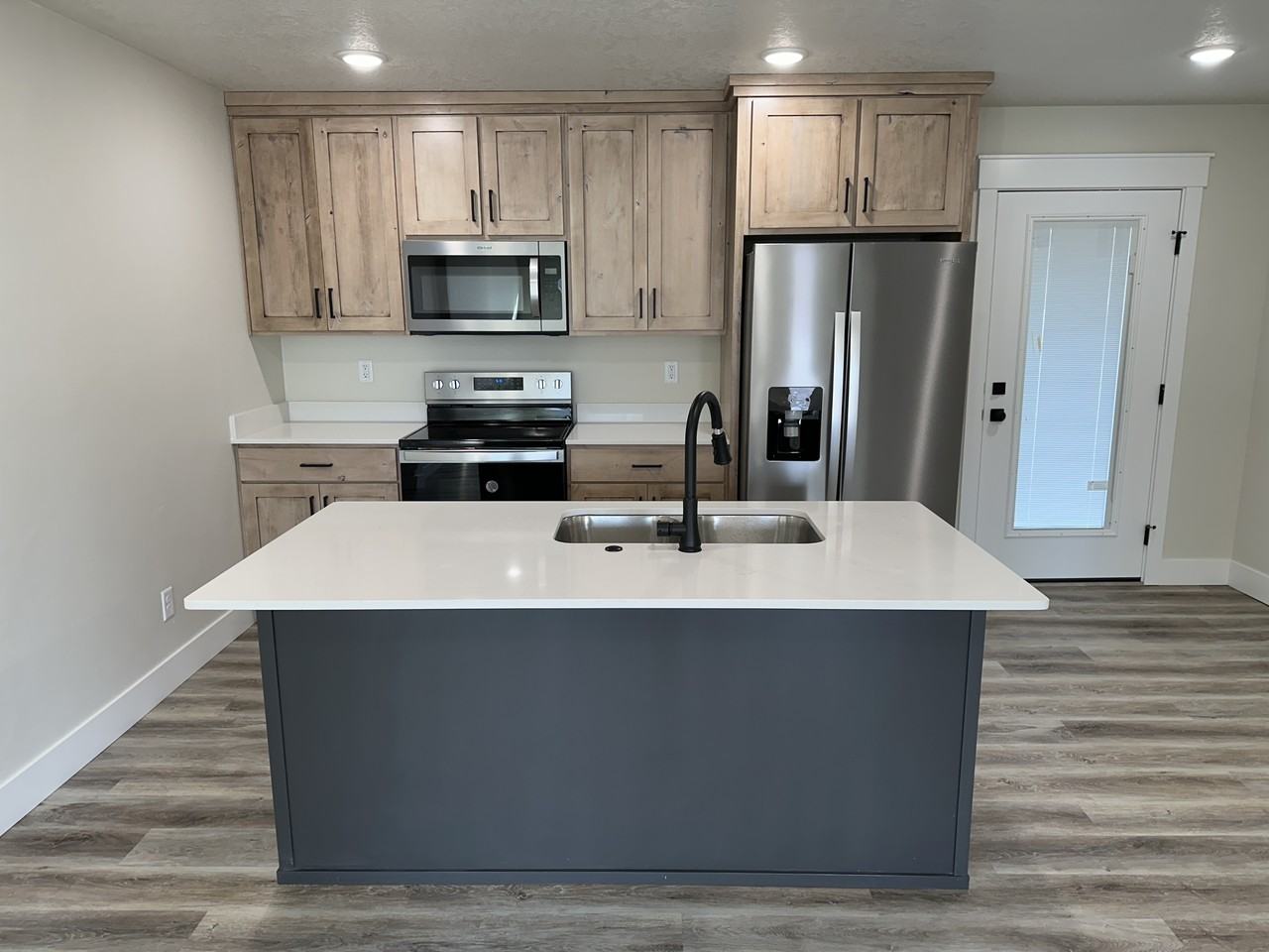 3780 Philbin Rd #36 - Photo 2 of 8