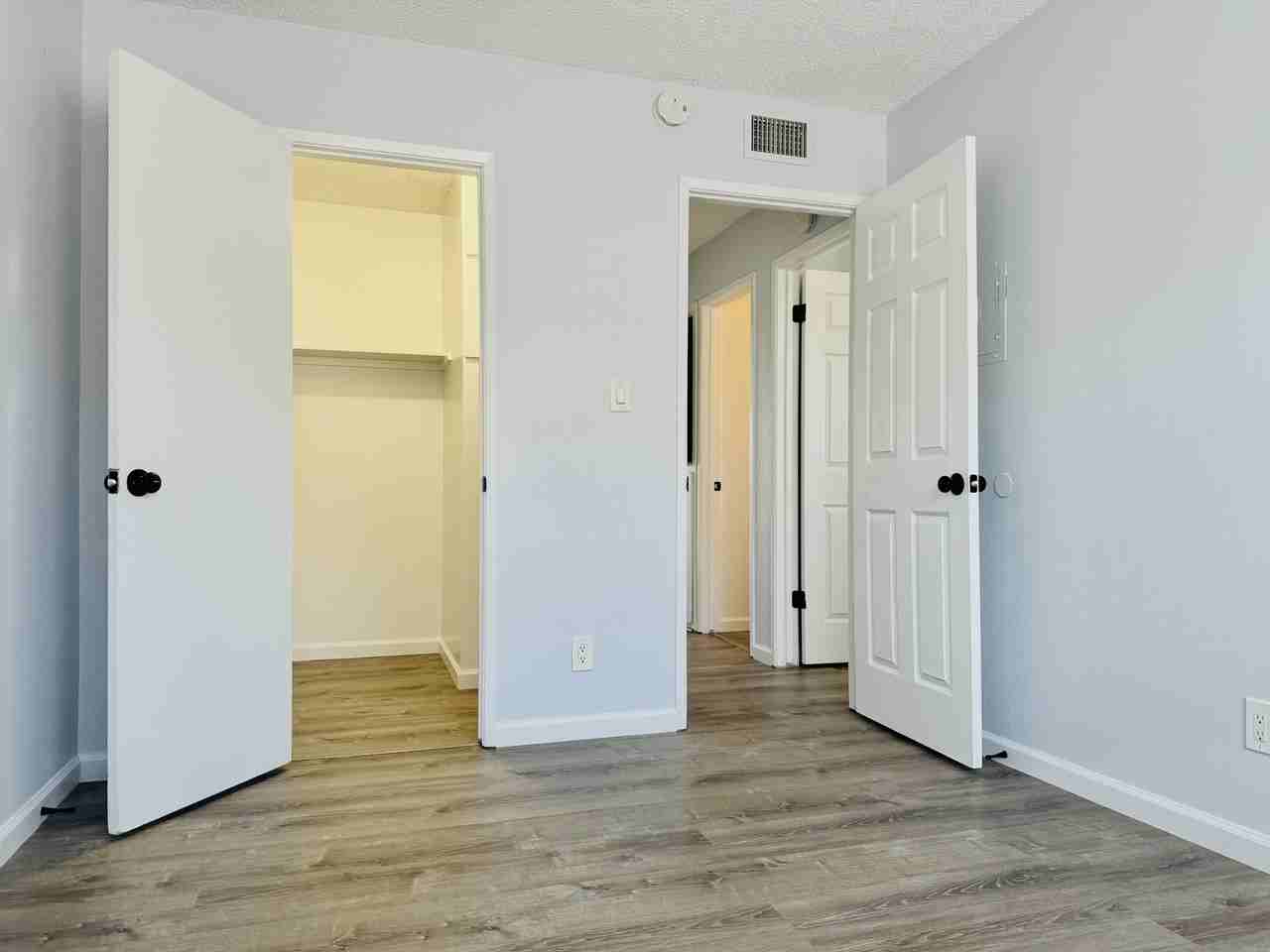 4549 Greenholme Dr #4 - Photo 7 of 23