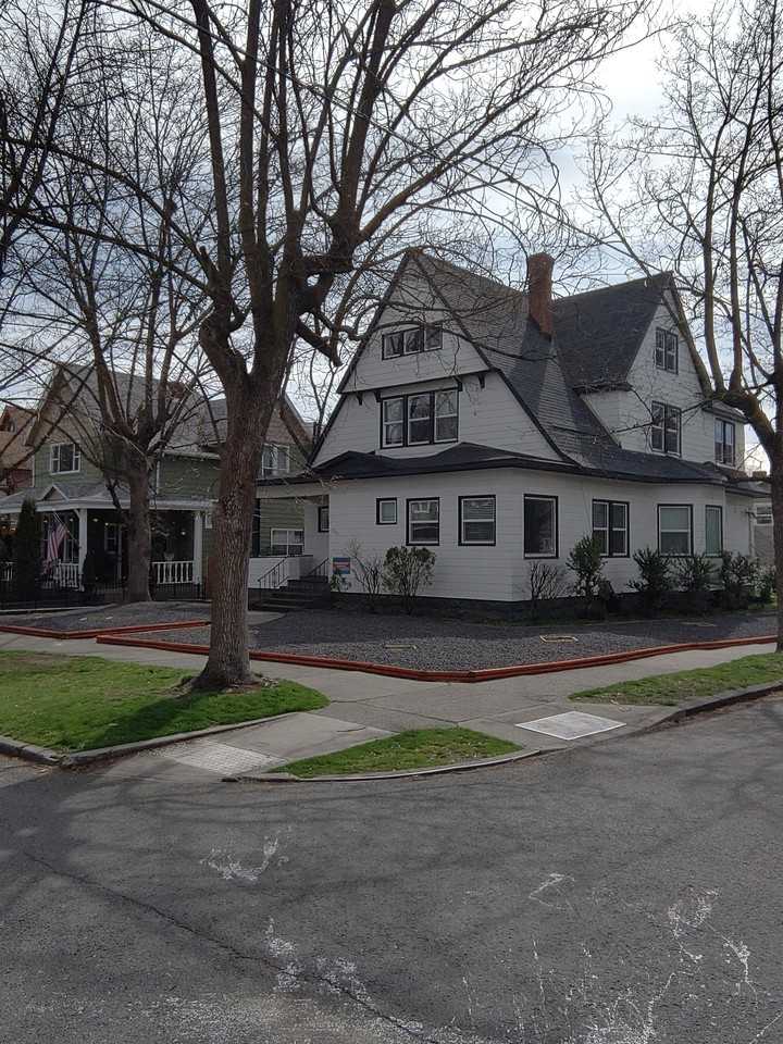 1927 W 2nd Ave #1 - Photo 6 of 6