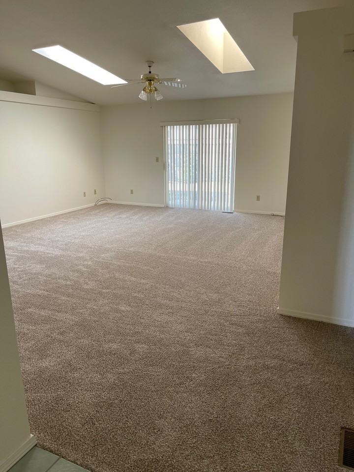 1276 Kyndal Way #NA - Photo 3 of 8