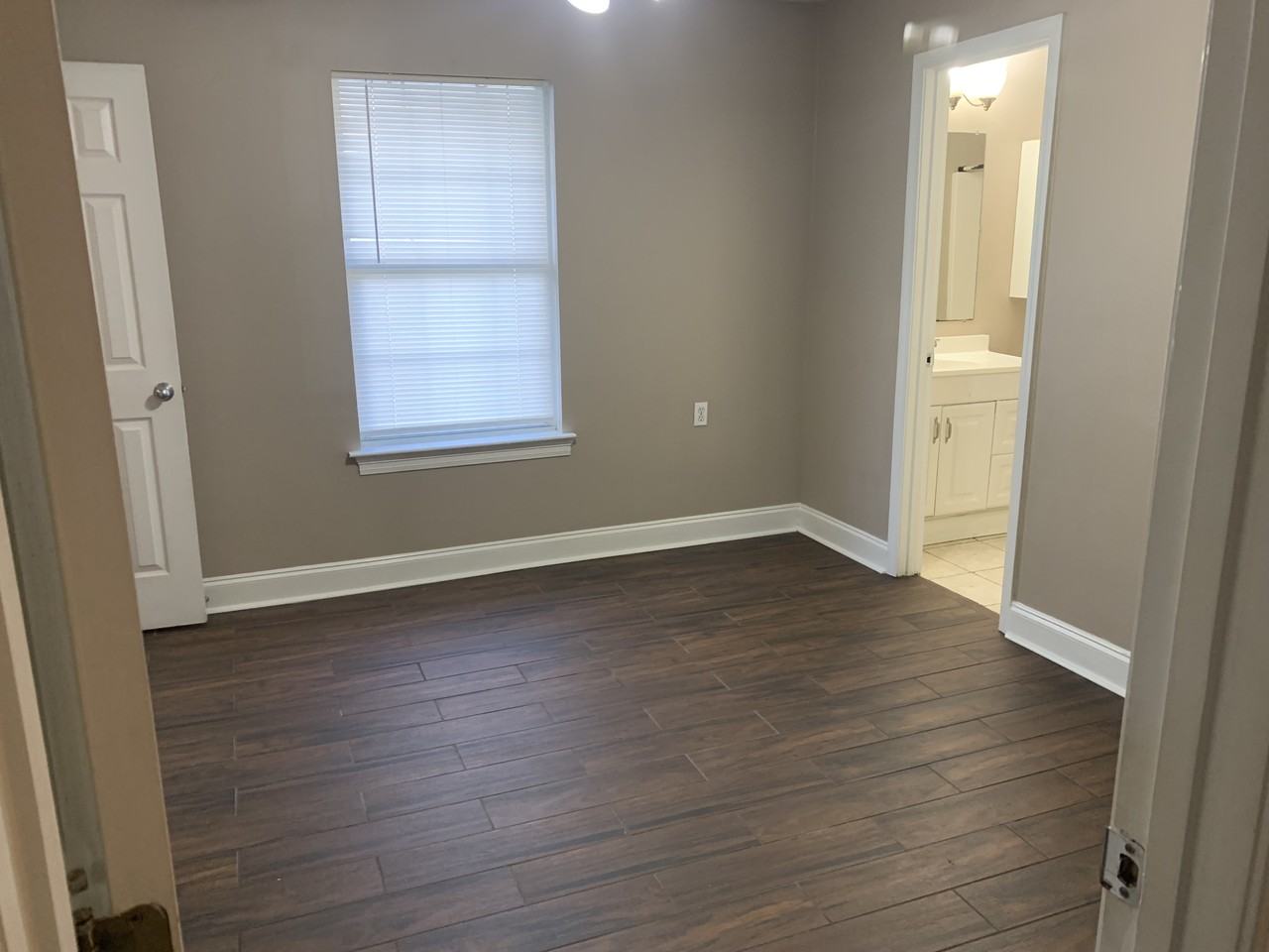 2721 Pakenham Dr #NA - Photo 2 of 11