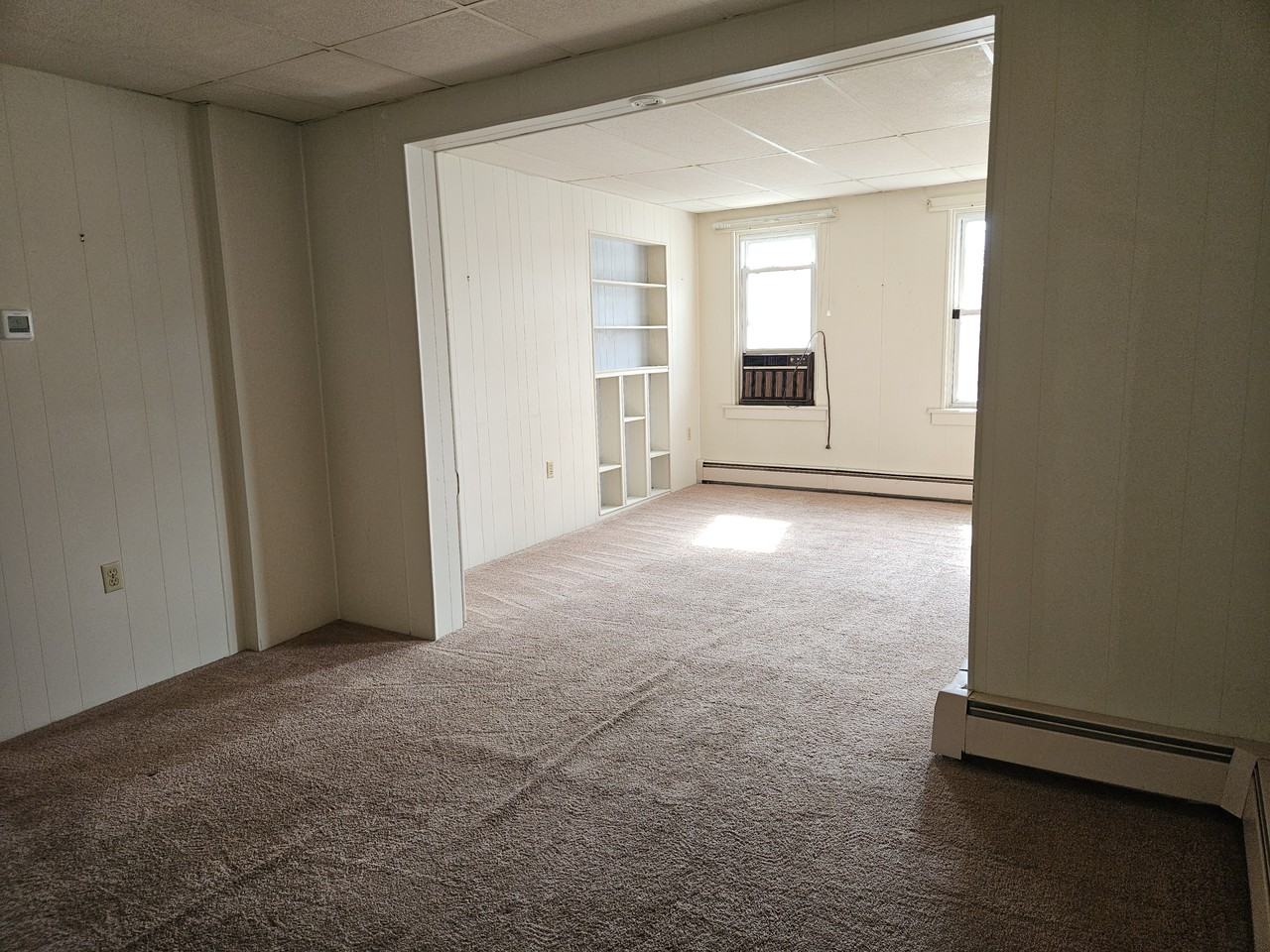 637 W Main St #2ndFL - Photo 4 of 8