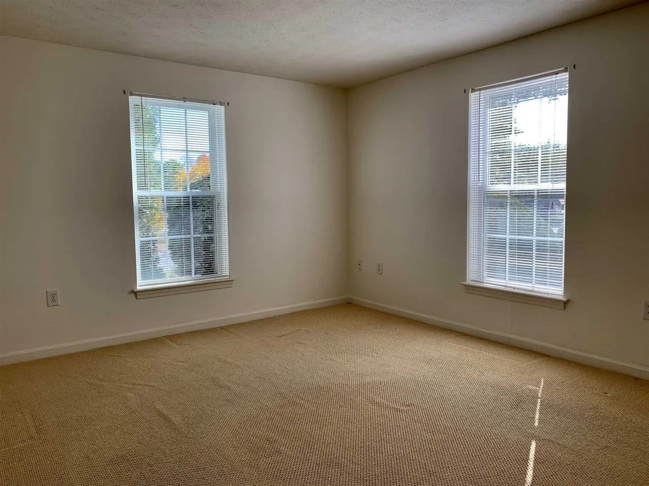 9 Crosswoods Path Blvd #B3 - Photo 4 of 7