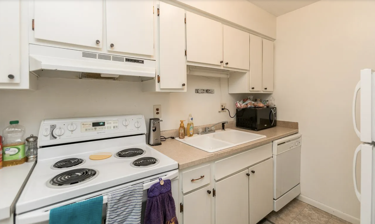 403 21st Avenue Pl #403 - Photo 2 of 17