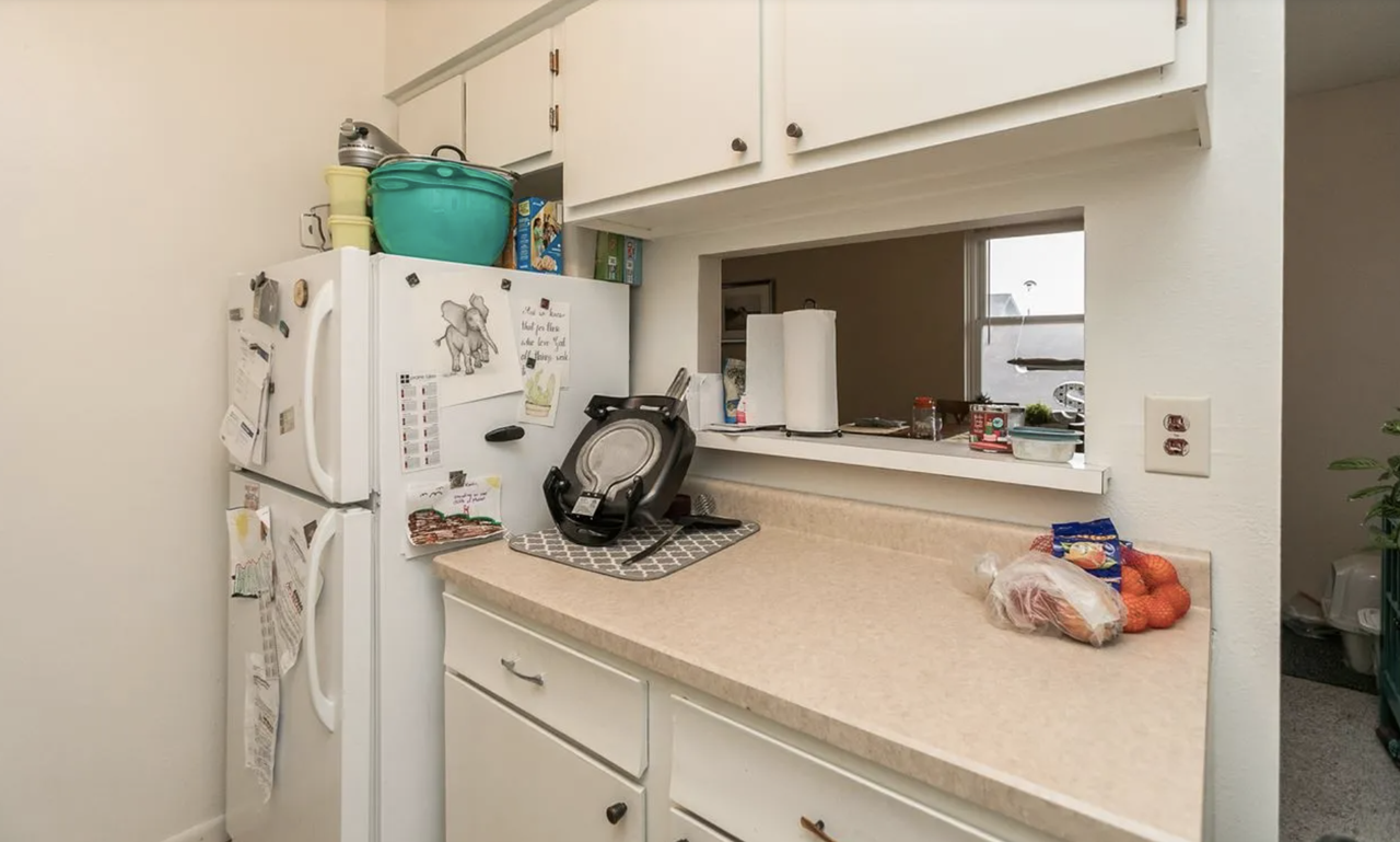 403 21st Avenue Pl #403 - Photo 3 of 17