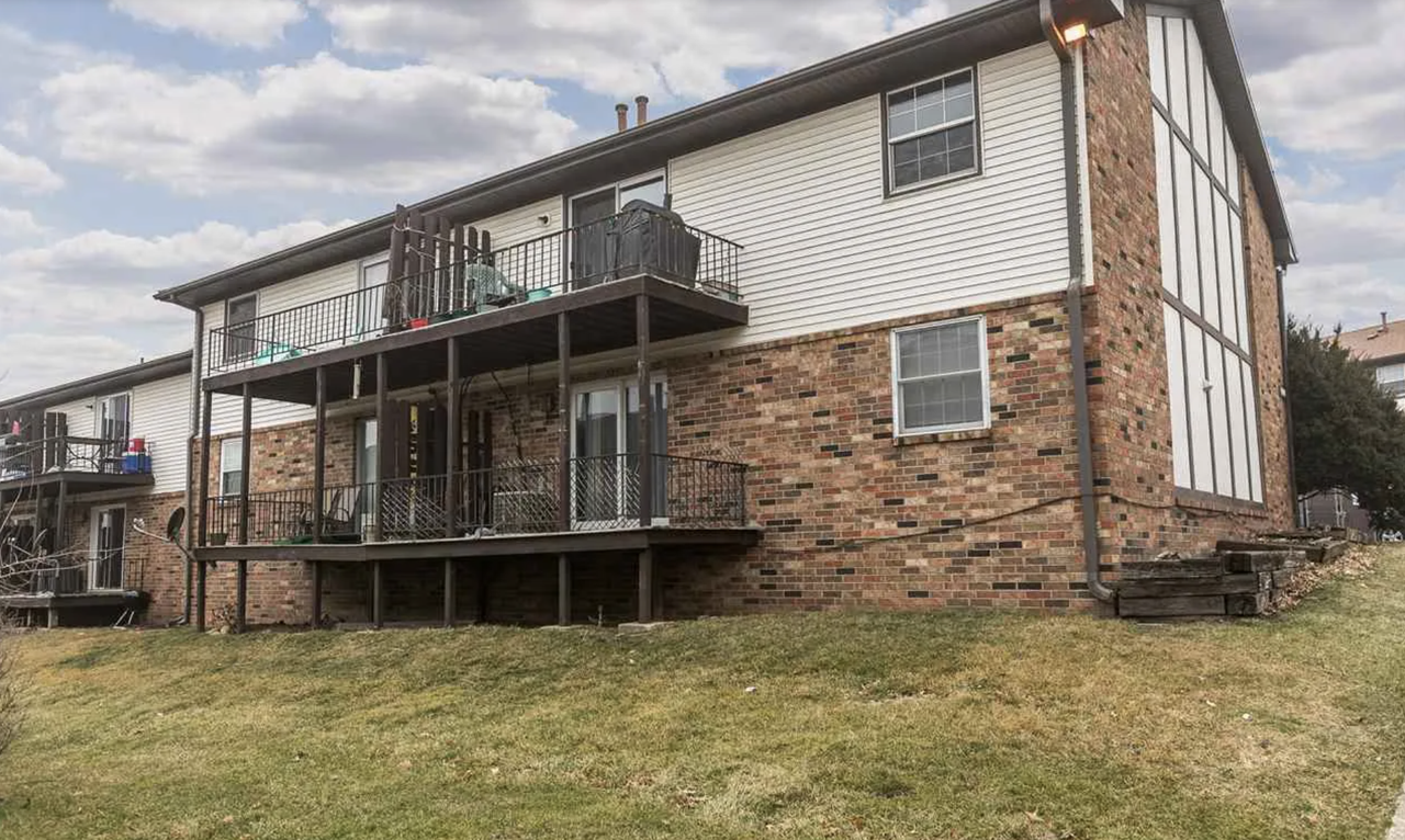 403 21st Avenue Pl #403 - Photo 7 of 17