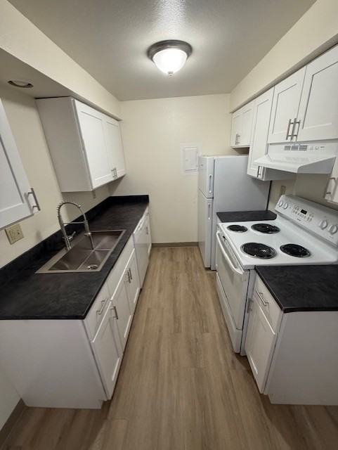 419 E Hawthorne Rd #14