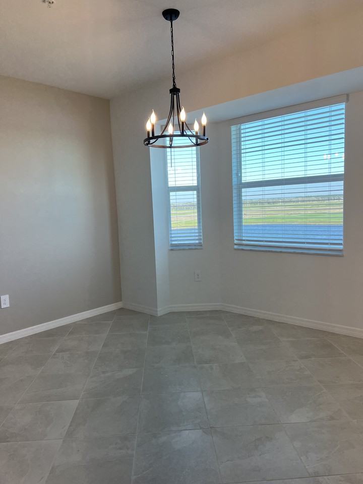 Scallop Loop #405 - Photo 3 of 9