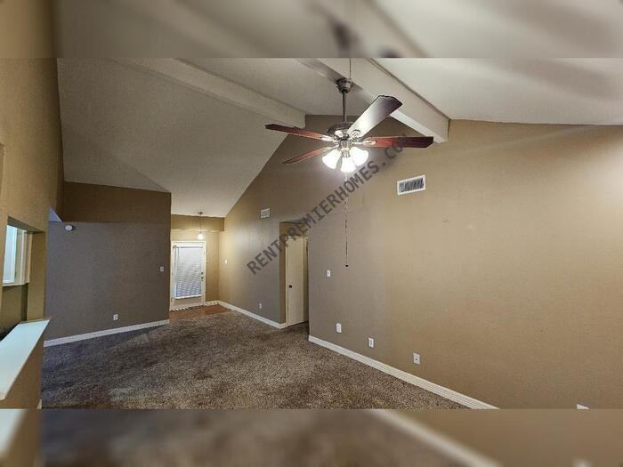 14807 Spring Lake Dr - Photo 4 of 21